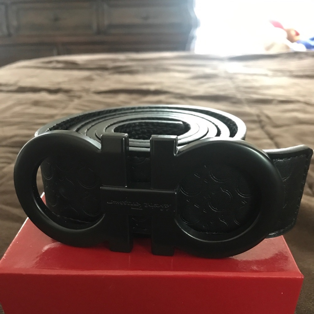 Men’s Ferragamo Belt Size 28-30